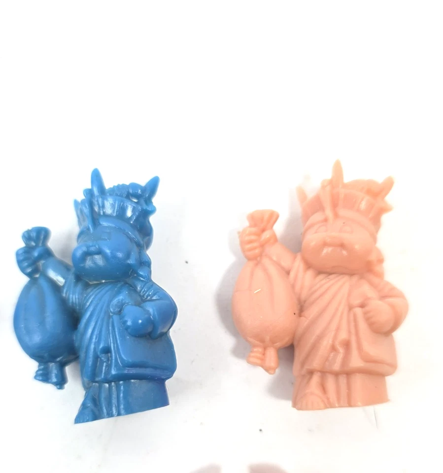 Garbage Pail Kids GPK Figures Cheap Toy 1980s Lot of 15 Red Green Blue Purple - Image 3 of 4