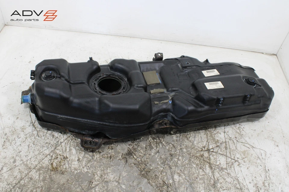 2010 - 2016 LAND ROVER LR4 RESERVATÓRIO TANQUE DE COMBUSTÍVEL FABRICANTE DE EQUIPAMENTO ORIGINAL - Imagem 3 de 4