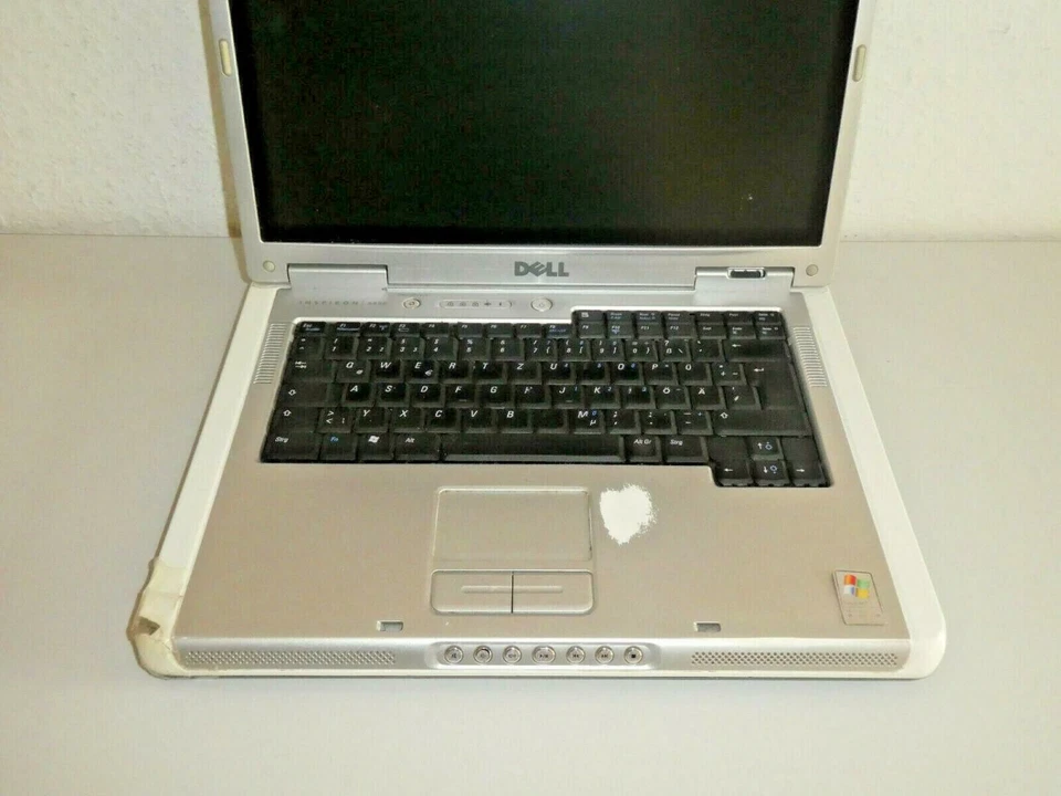 Dell Inspiron 6400 15,4" Notebook 60 GB, Intel Core Solo, 1,66GHz, 512MB DEFEKT - Bild 2 von 4