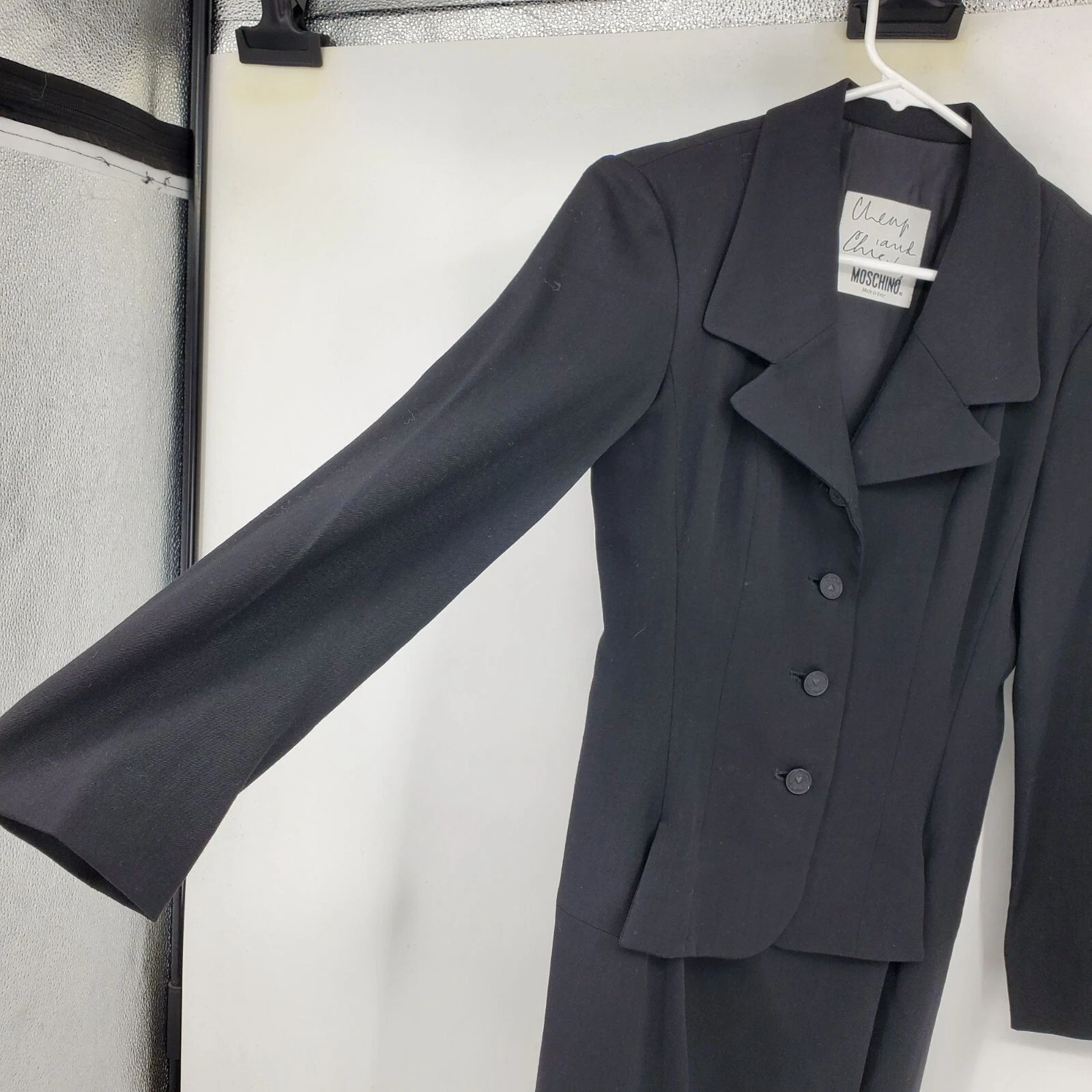 Abito Moschino economico e pulcino lana maniche lunghe nero blazer look gonna formale