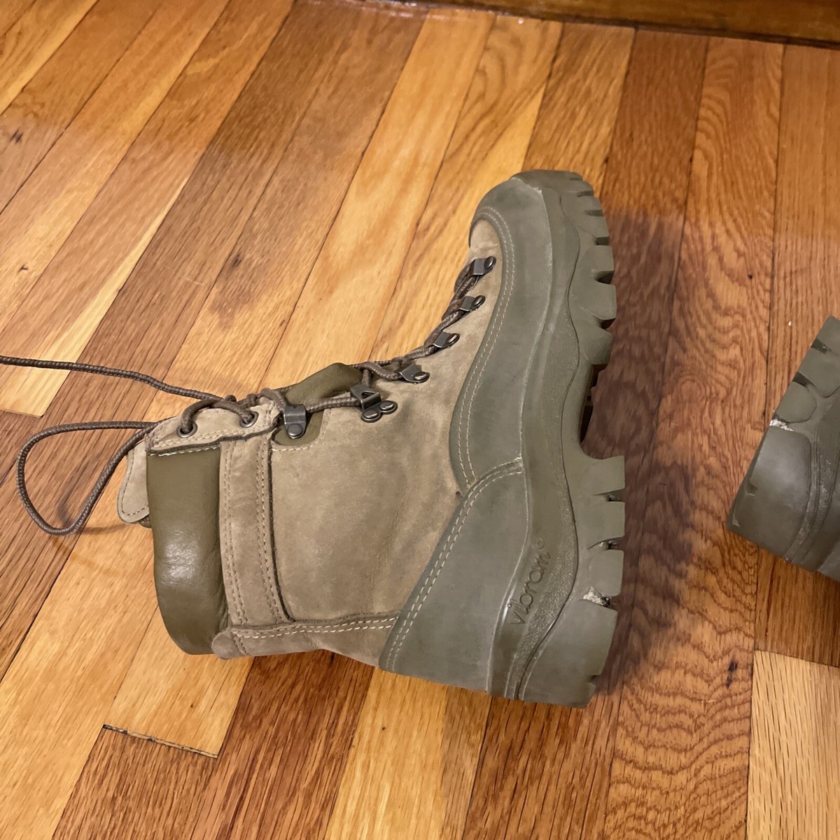 Bates E03412C Mountain Combat Hiker Boots Mens Size 7.5W MOUNTAIN