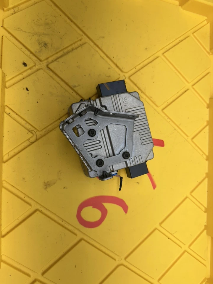 Módulo de control de dirección asistida Kia Optima 2014-2015 OEM 2T563-99600 Foto 4 de 4