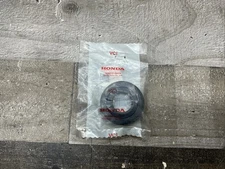 NEW OEM HONDA 91252-HC5-003 OIL SEAL FITS TRX300 TRX350 TRX400 TRX420 TRX500