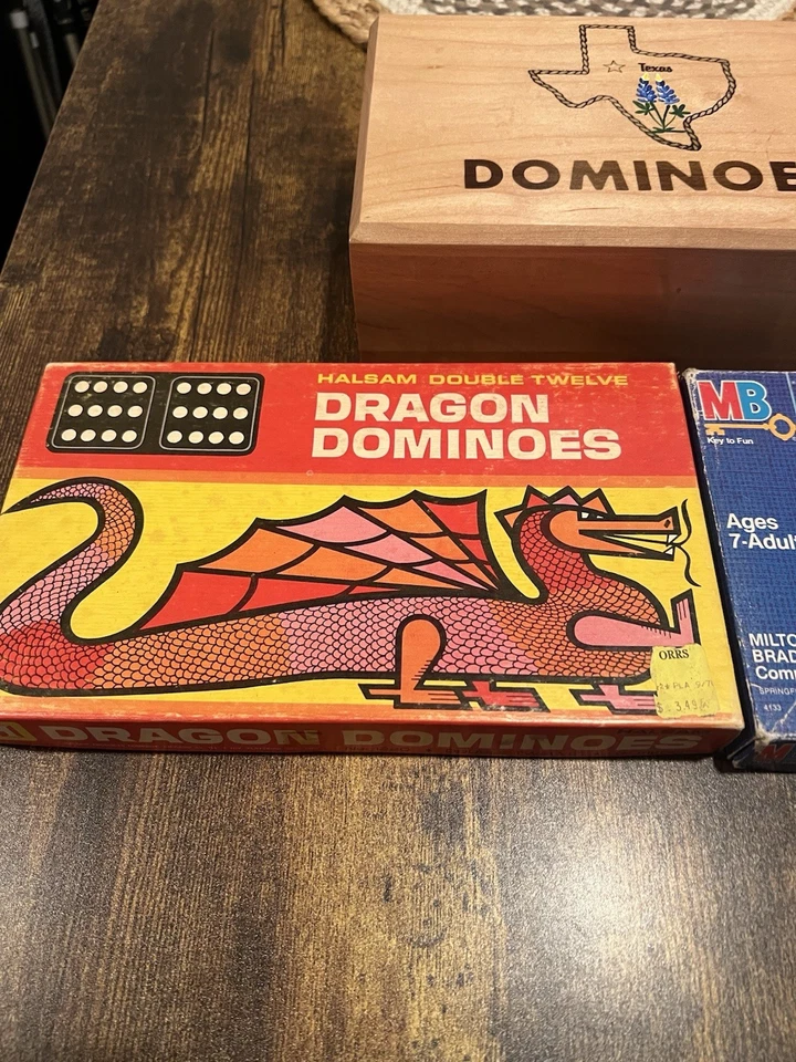 Lote de 3 Juego de Dominó de Madera Vintage Dragón Halsam y Madera Doble Doce y Seis Foto 2 de 4