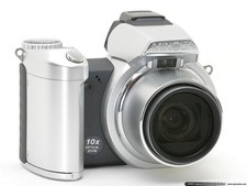 Konica Minolta DiMAGE Z1 3.2MP Digital Camera-Silver+Original Box & Accessories