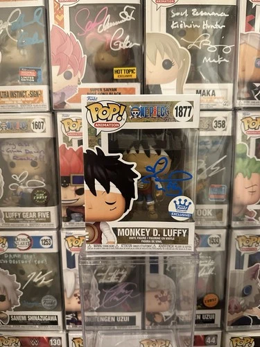 Funko Pop!: MONKEY D. LUFFY (Memorial) One Piece Funko Shop Exclusive Signed