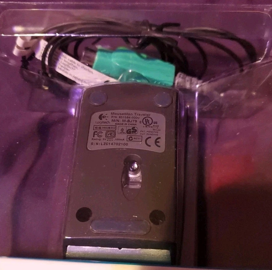 Logitech MouseMan Traveler USB Mouse- PC/Mac, Corded Mouse /Read - Image 4 of 4