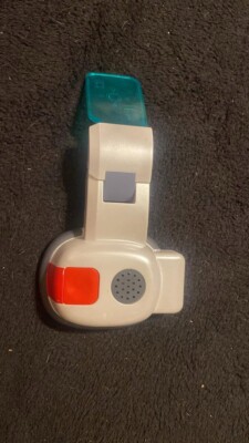 2016 Bandai Dragon Ball Z Scouter Power Level Reader Green Version