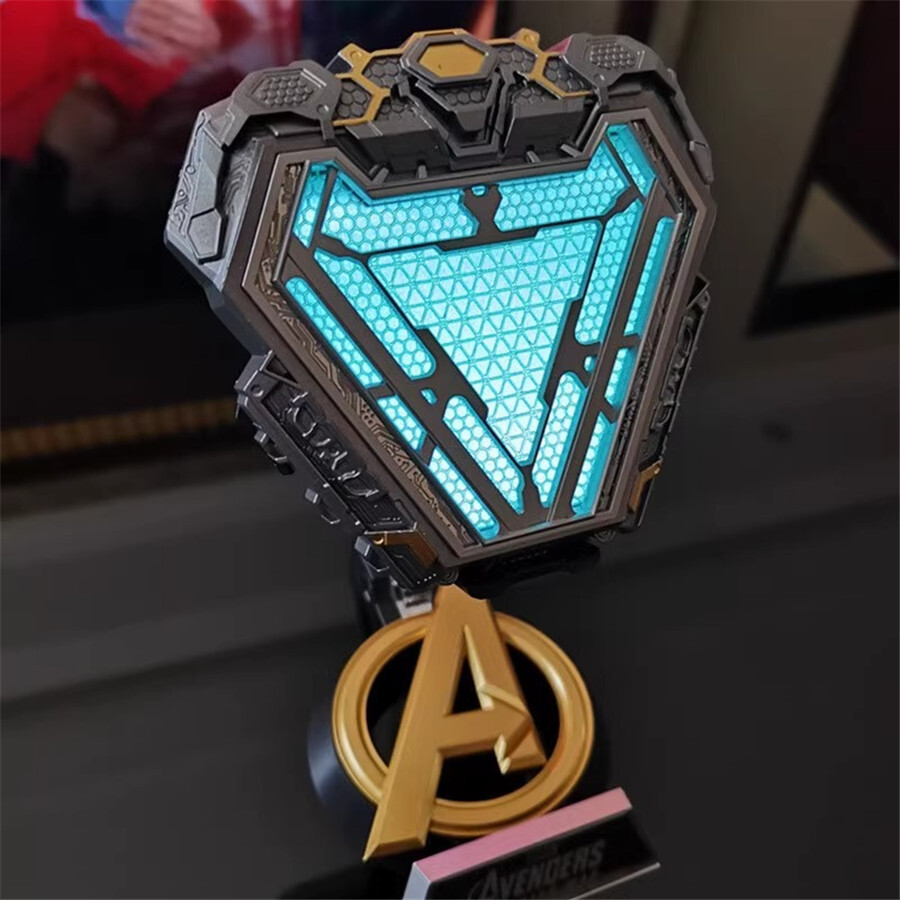 Paladone Iron Man Arc Reactor 3D Mug - Officially Licensed Marvel Tea Cup with Heat Exchange, Novelty Collecting Cup for Avengers Fans, 500ml (17 Fl Oz Paladone Iron Man Arc Reactor 3D Mug - Officially Licensed Marvel Tea Cup with Heat Exchange, Novelty Collecting Cup for Avengers Fans, 500ml (17 Fl Oz