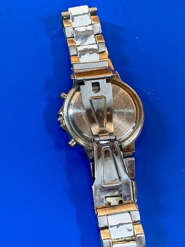 Style & Co Broken Glass Face Watch - New Battery , Working Well - Picture 4 of 10