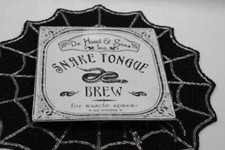 222 FIFTH HALLOW APOTHECARY HALLOWEEN SNAKE TONGUE BREW SALAD/DESSERT PLATE-NEW