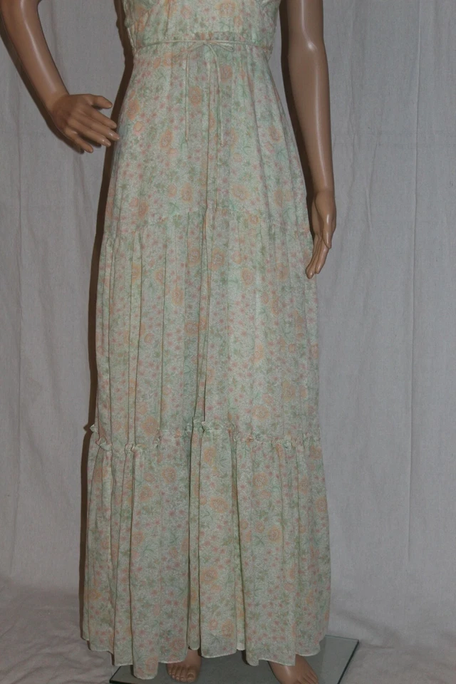 Maxi Vestido Vintage Años 70 Halter Top Cottage Core Bohemio Boda Volantes Pequeño Foto 3 de 4