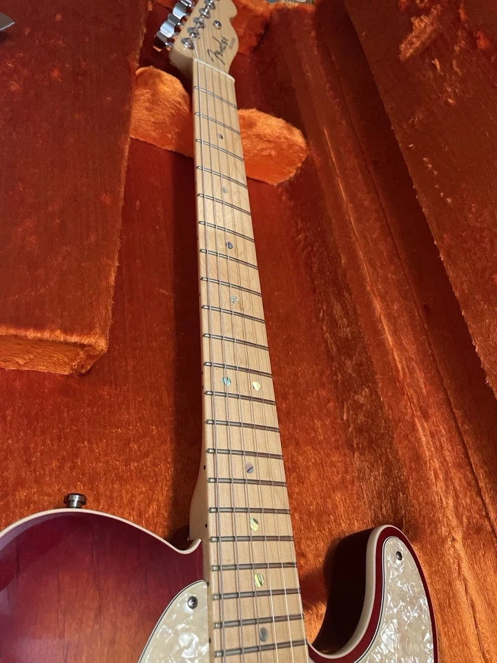 Fender American Deluxe Telecaster Electric Guitar Sunburst with Case - Image 3 of 4