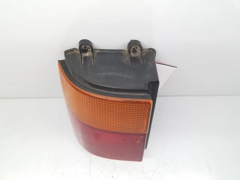 Luz trasera izquierda del conductor exterior compatible con 89-98 MAZDA MPV 4894 Foto 4 de 4