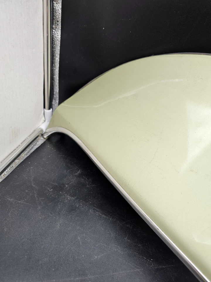 Юбка крыла (1) для 1967 Pontiac Bonneville OEM металлическая фурнитура отделка зеленая - Изображение 4 из 4