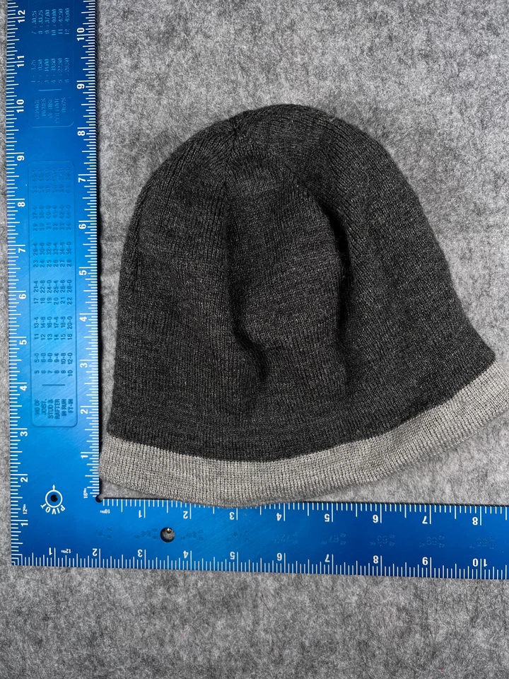 Calvin Klein Gorro Toque Adulto Talla Única Gris Tejido Acrílico Reversible Exterior Foto 4 de 4