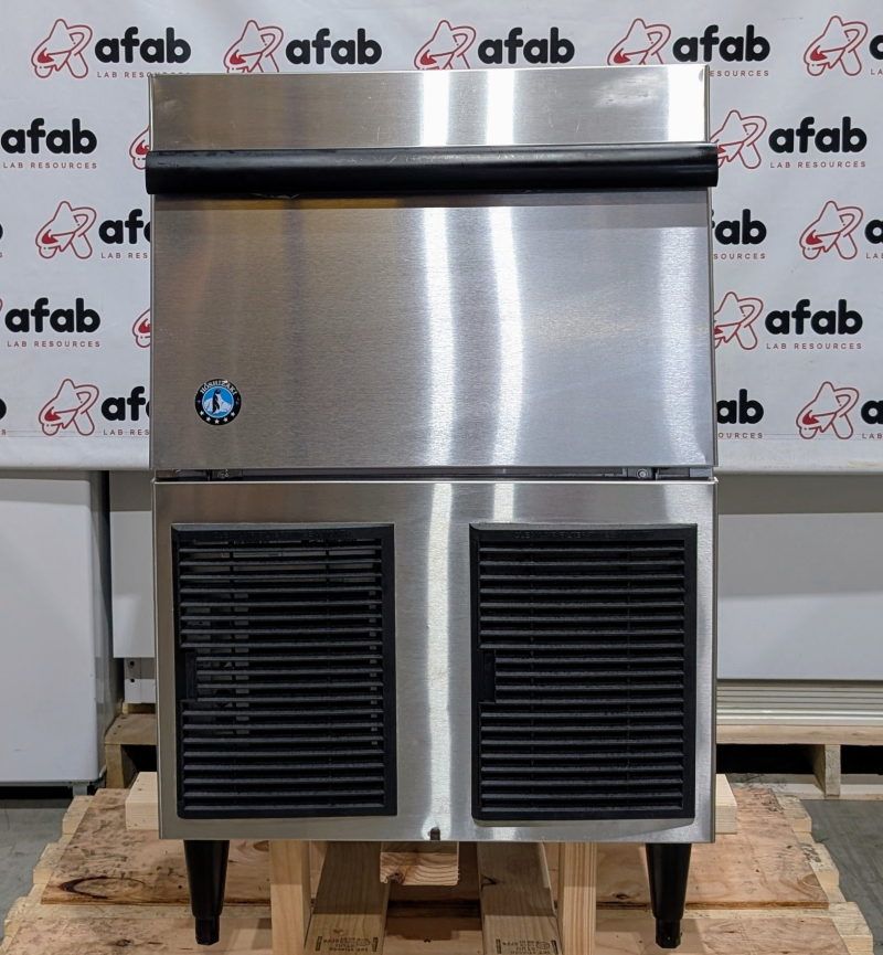 Hoshizaki F-330BAJ Flaker Ice Maker, Air-Cooled, Built in Storage