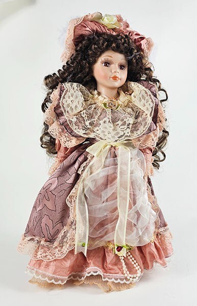 Kinnex Heirloom Porcelain Doll KB16723 Grace Collection Southern