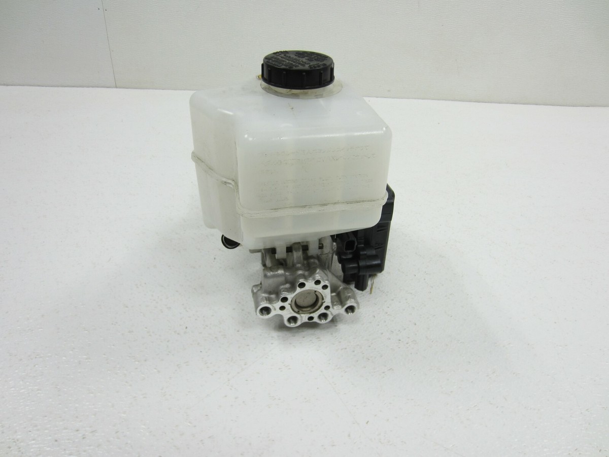 Master Cylinder Nissan 46010-5ZA9B OEM | eBay