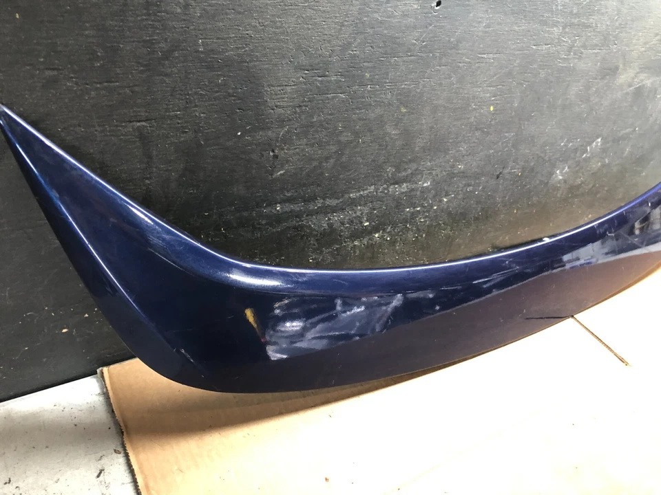 Задний спойлер оригинальный для седана Ford Focus 2012–2014 годов выпуска A0792 - Изображение 2 из 4