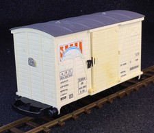 c6C001 Spur 0 FALLER gedeckter Güterwagen ohne Kupplungen