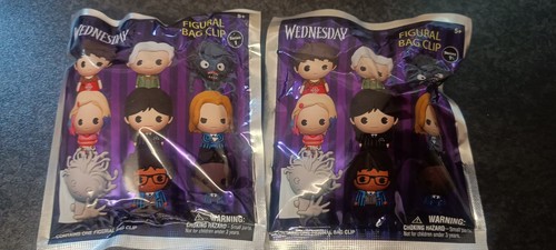 Mittwoch 3D PVC Taschenclips Serie 1 Monogramm Blind Bags x2