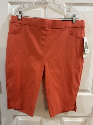 Alfred Dunner Women's Allure Shorts Coral Red Pull On Size 14 NWT Elastic Waist