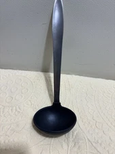 Oneida Stainless Steel & Black Nylon Soup Ladle – Heat Resistant Serving Utensil