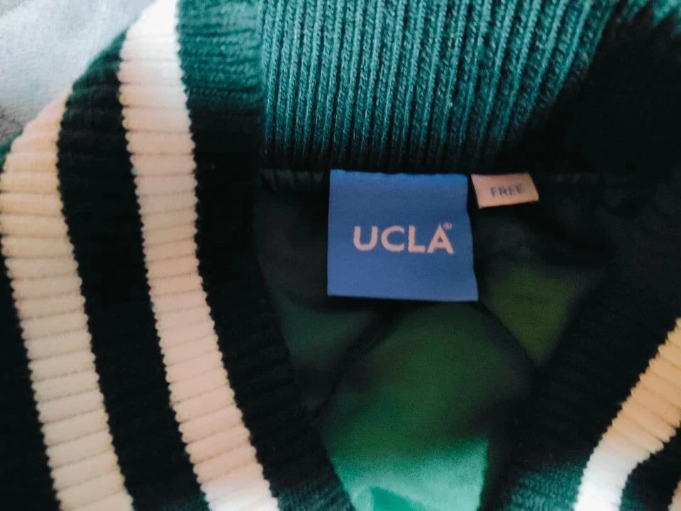 UCLA Nylon Bordado Estadio Jumper Estadio Jumper GRATIS - Imagen 4 de 4