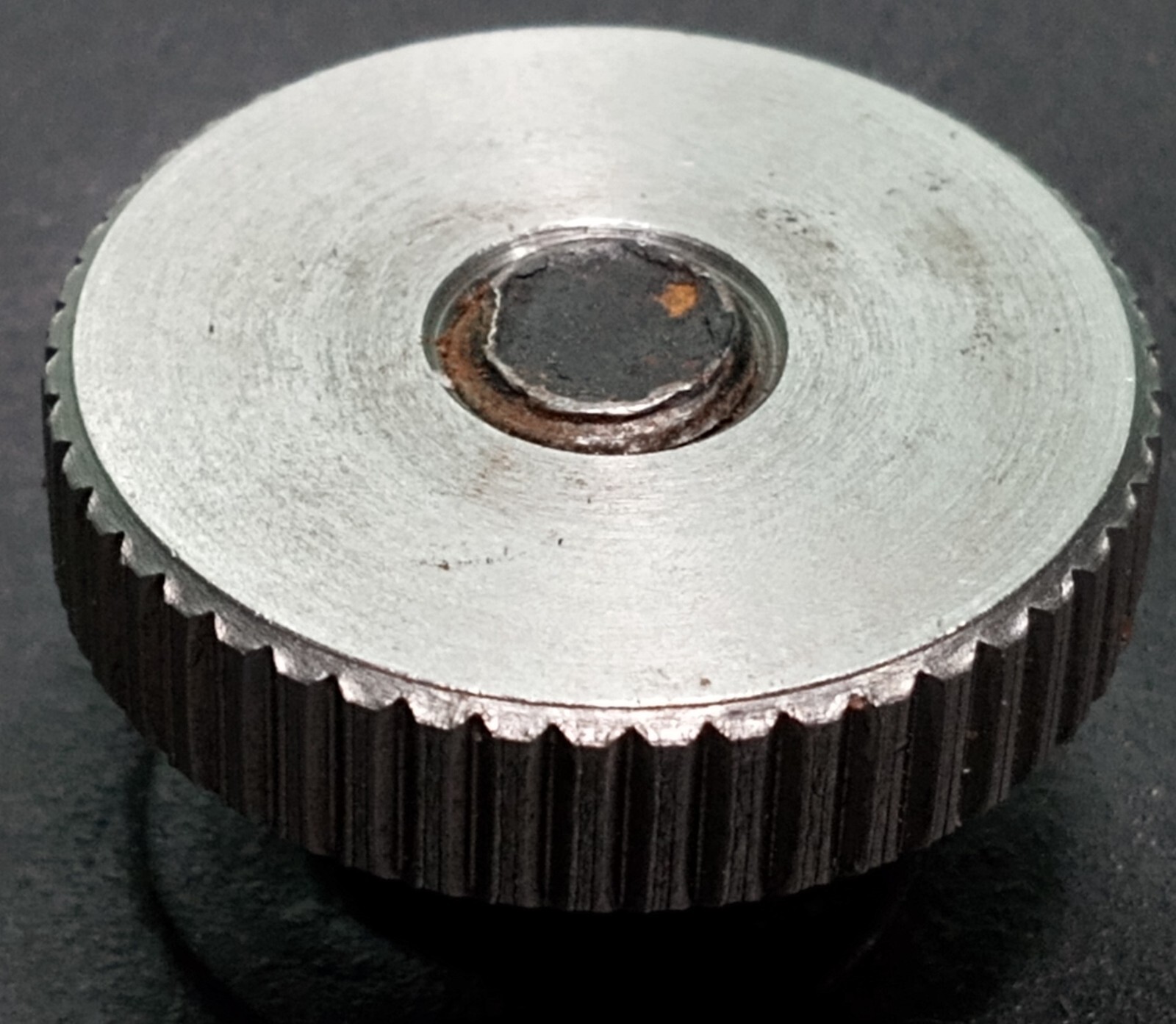 Ferrari 365 GT 2+2 Engine Air Cleaner Filter Housing_Thumb Screws_FISPA_GENUINE