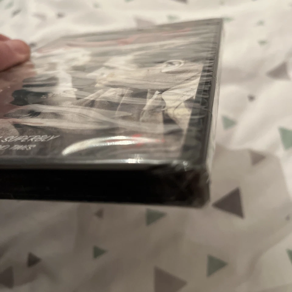 CROSSFIRE - Robert Mitchum,Gloria Grahame. Region 2 UK DVD. Sealed. Noir. - Image 4 of 4