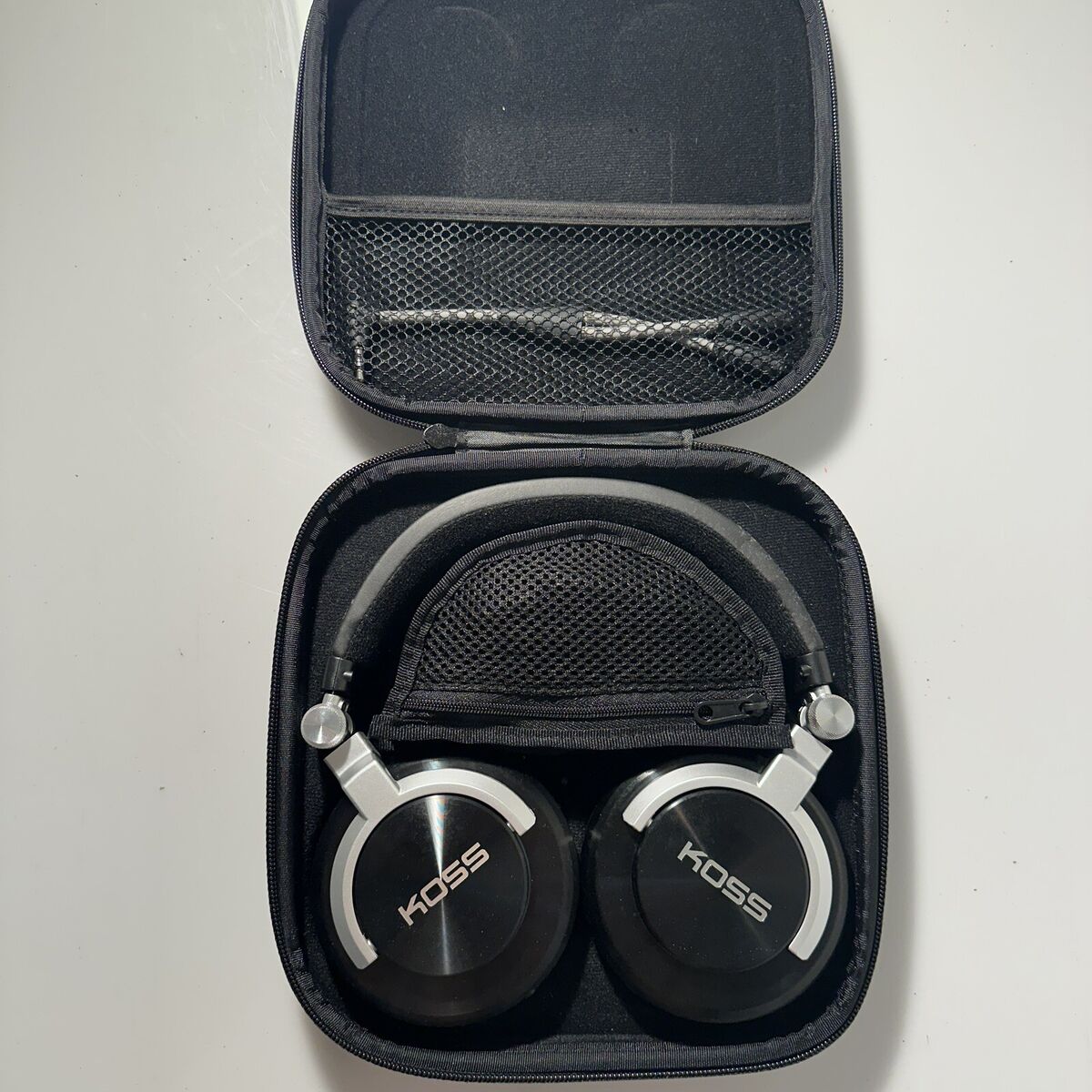 Koss Headphone Pro DJ200 Studio Stereophone Blk/Silver | eBay Koss Headphone Pro DJ200 Studio Stereophone Blk/Silver | eBay