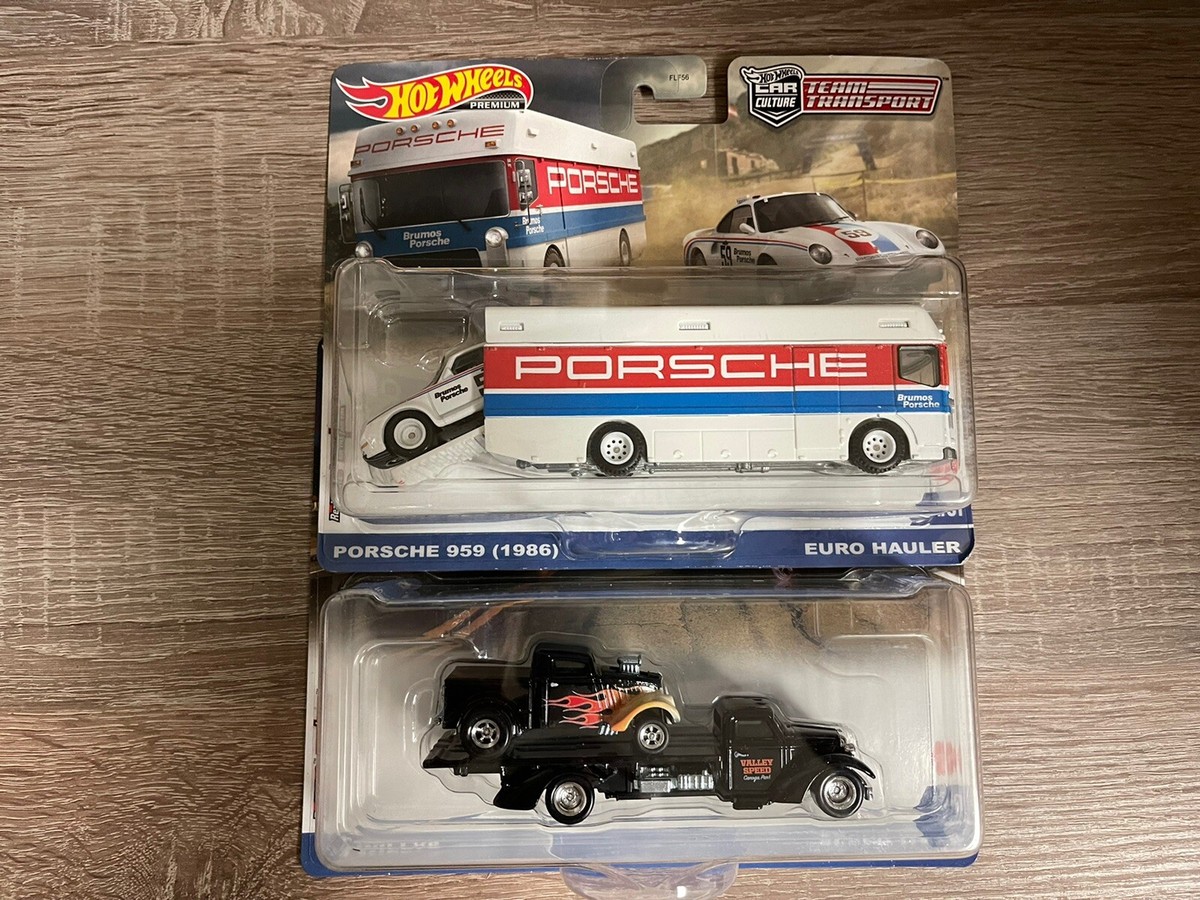 2024 Hot Wheels Premium Team Transport Porsche 959 (1986) & Willys