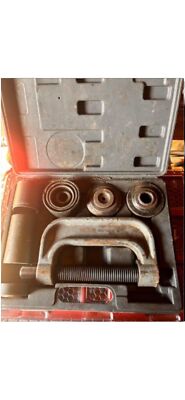 MATCO  TOOLS Ball Joint Service With Hard Case Cups And Adapters