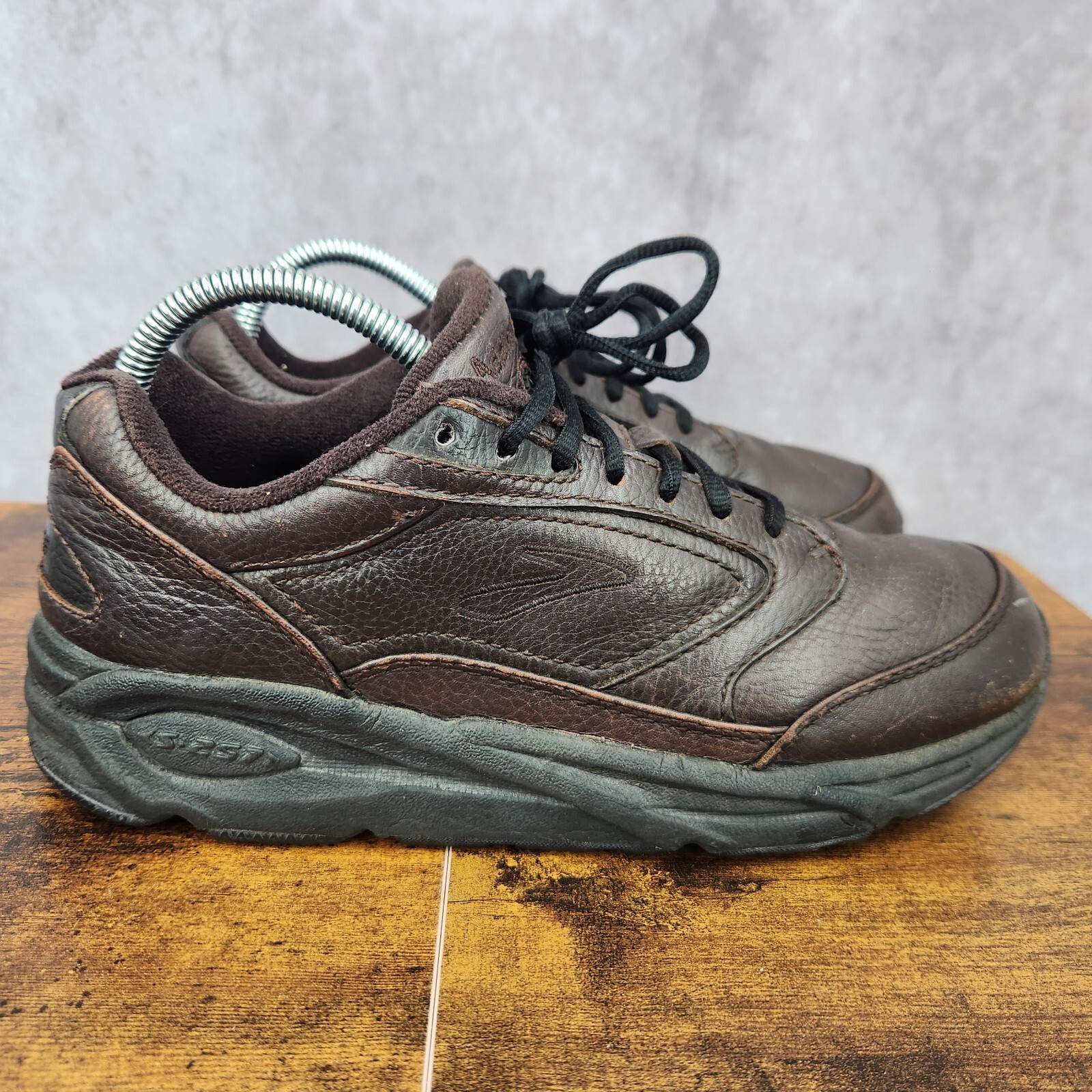 Brooks Addiction Walker Walking Shoes 7.5 Extra Wide Brown Leather Sneakers-image