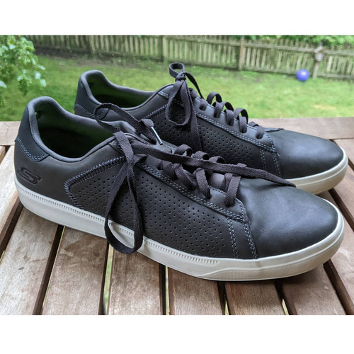 Skechers GOGA MAX Size 9.5 Gray Mens 