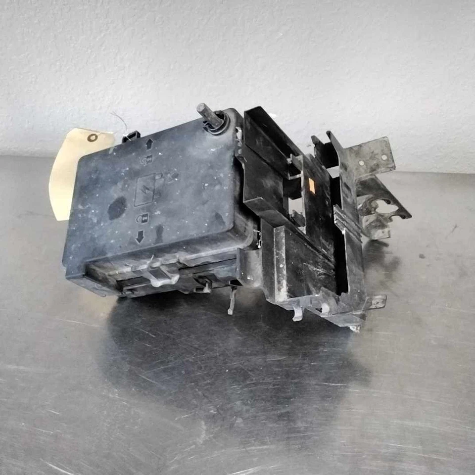 Коробка предохранителей двигателя 2006 Chevrolet Cobalt от оригинального производителя No15269048 - Изображение 2 из 2