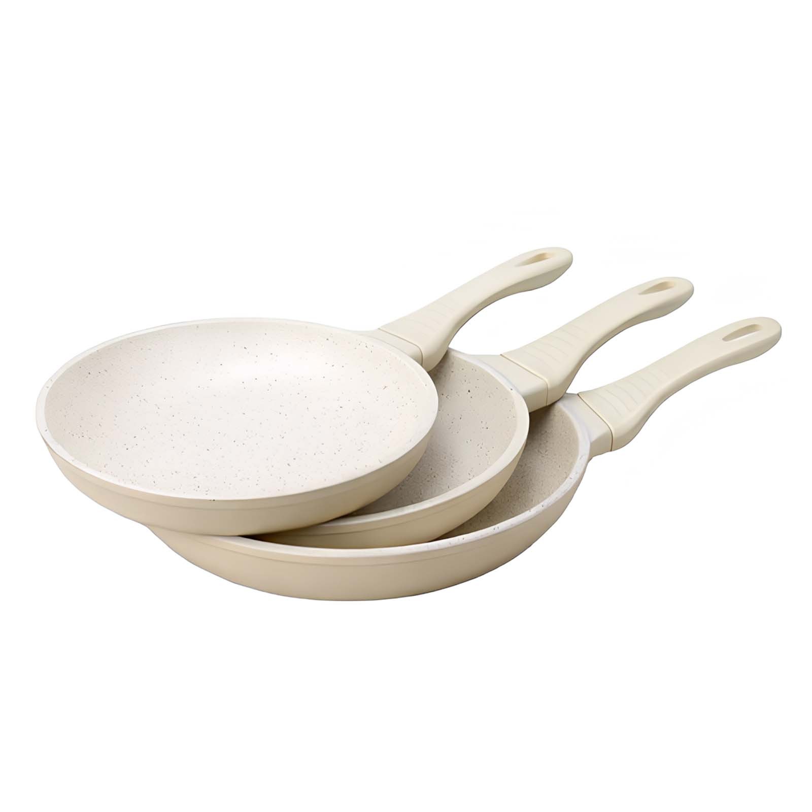 Casseroles beiges Signature pour équiper votre cuisine et réussir vos repas de famille