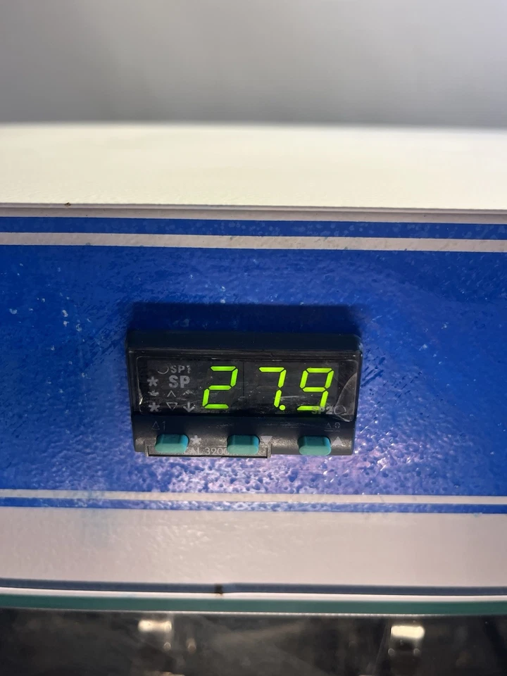 INCUBADORA HIBRIDACIÓN FISHER BIOTECH MODELO FBHI10 Foto 2 de 4