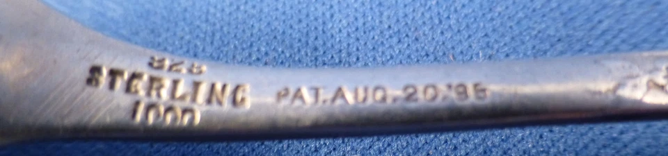 BONITA CÁSCARA DE AZÚCAR ESTERLINA ESTILO VICTORIANO FORMA INUSUAL Foto 2 de 2