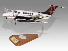 Beechcraft B200 Super King Air Desk Wood Airplane New Model Small Scale 1/72