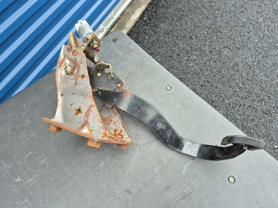 Conjunto de pedal de freno 4Runner 95-04 Toyota Tacoma / 96-02 - automático... Foto 4 de 4