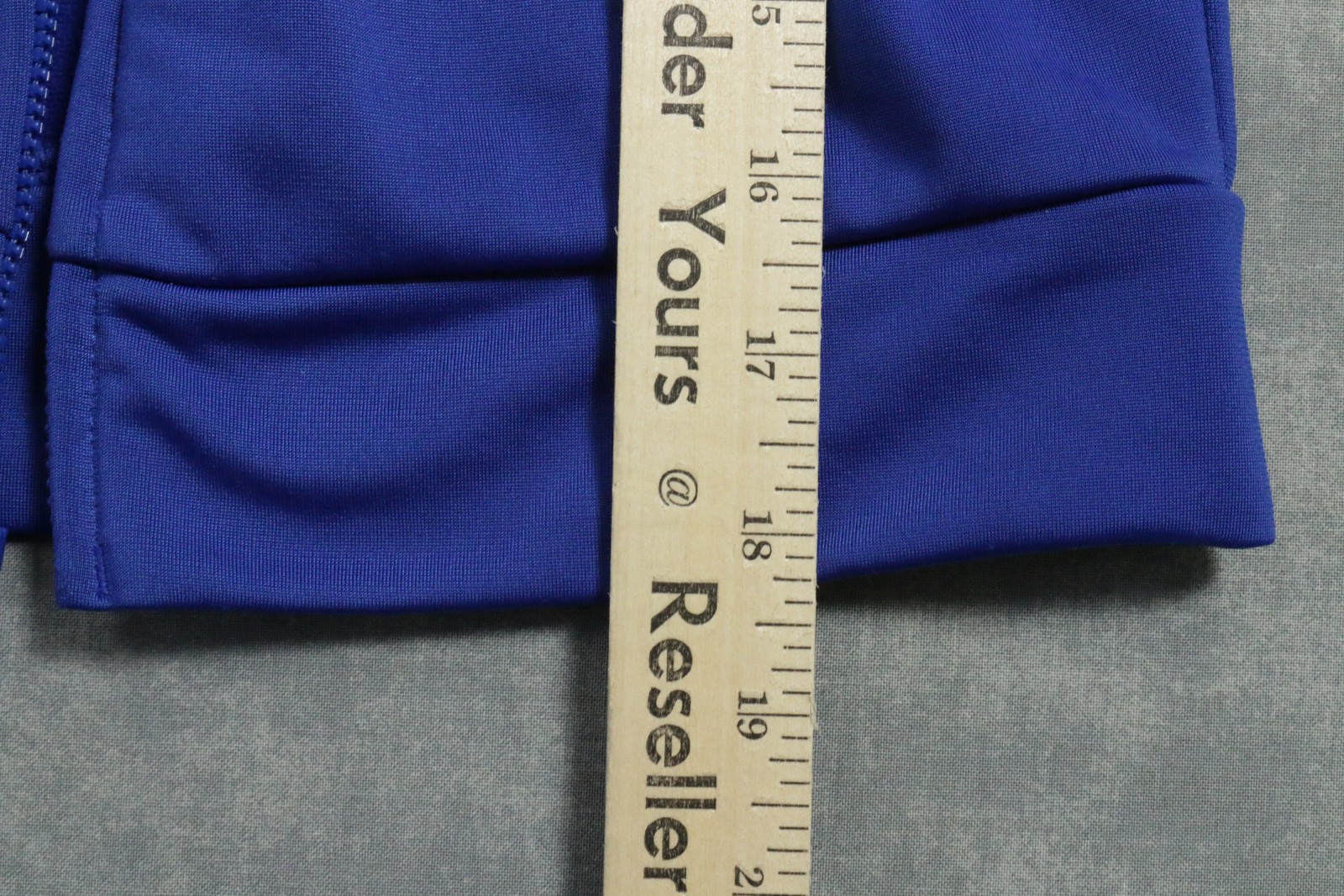 Picture 4 of 9