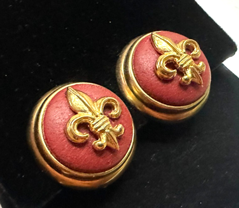Signed JOAN RIVERS Vtg Fleur-de-lis Gold Tone Clip-on Earrings Jewelry Lot H