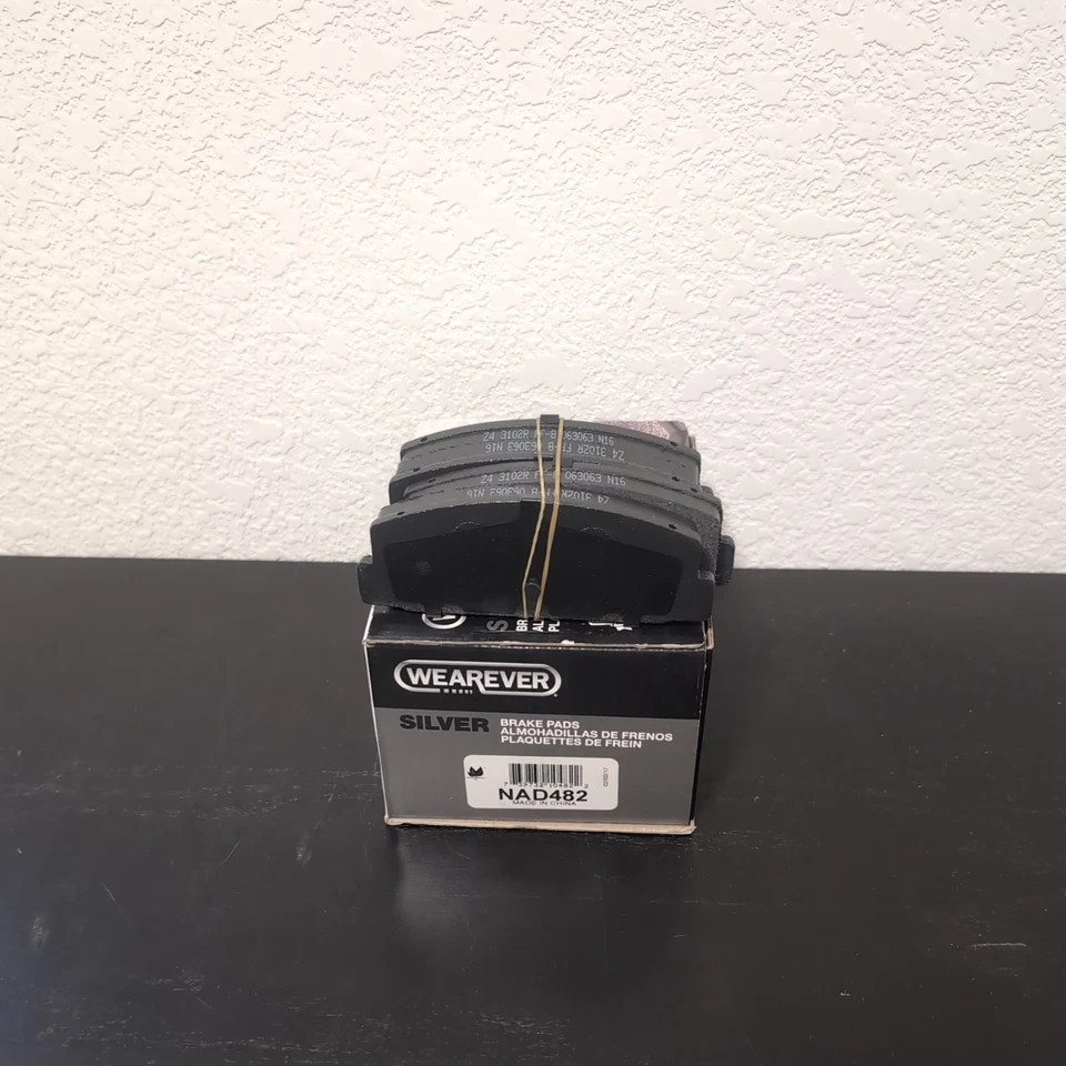 Pastillas de disco Mazda CARQUEST plateadas NAD482 - Juego de pastillas de freno de disco, traseras Foto 3 de 3