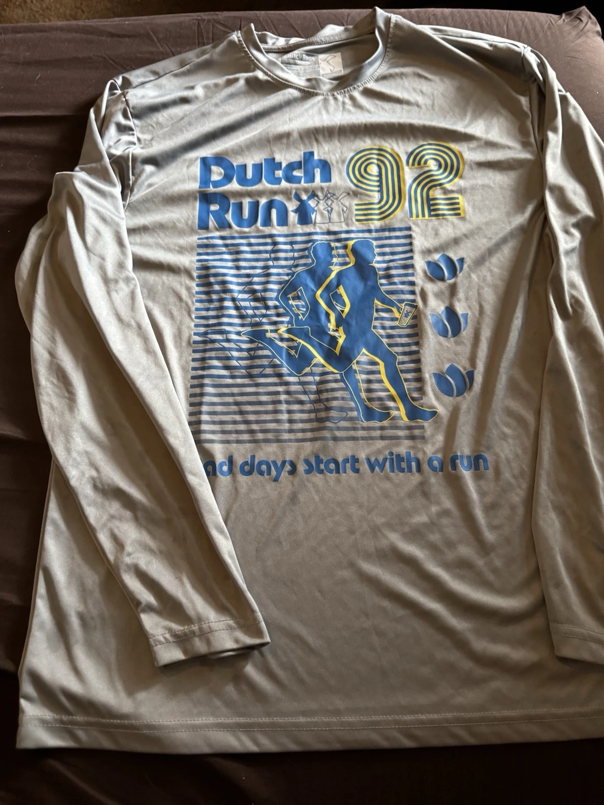 Dutch Gray Run Long sleeve UV Shirt: Unisex Medium EUC A30