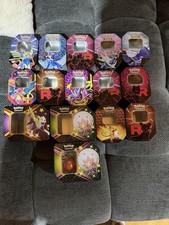  Lot Etb upc accessoires boîtes/tins, dés, jetons, classeur pins !