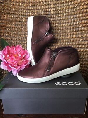 ECCO Women's Soft 7 W Zip Fig Metallic 6-6.5 Bootie Sneaker New With Box