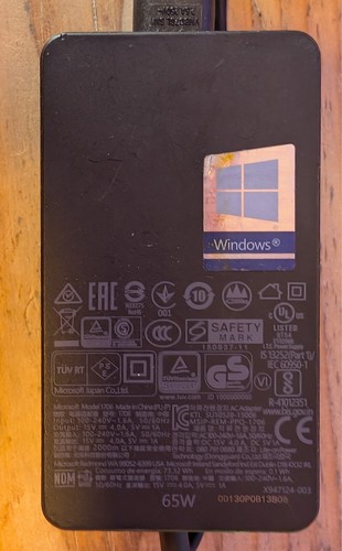 Microsoft Surface Pro X 13 inch - SQ1 CPU/8GB RAM/128GB SSD/Red Keyboard & Pen - Photo 9/9