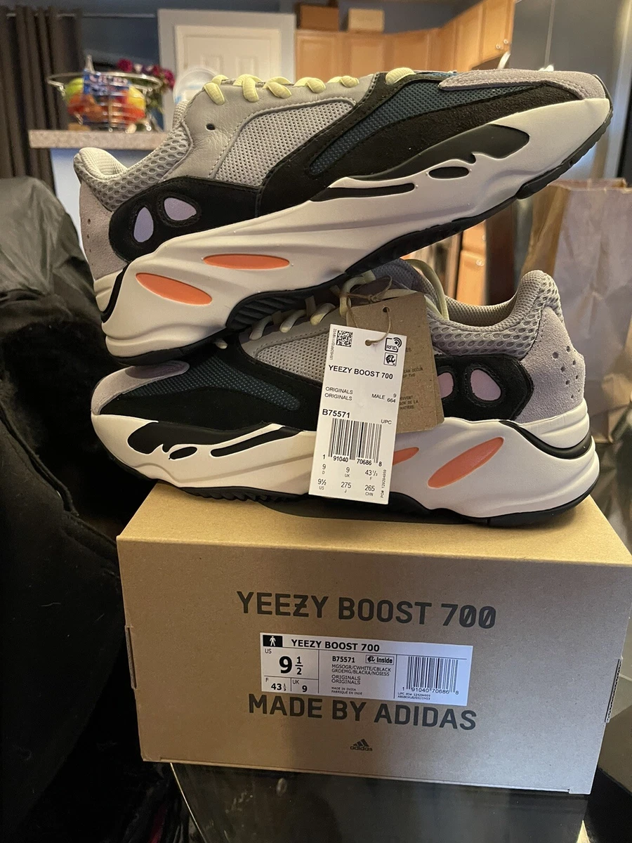 adidas YEEZY BOOST 700 WAVE RUNNER  27.5